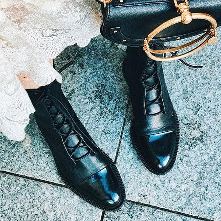 Anne - Bota Premium