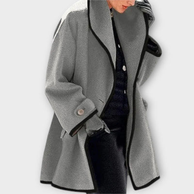 Gabardina elegante de Sherry