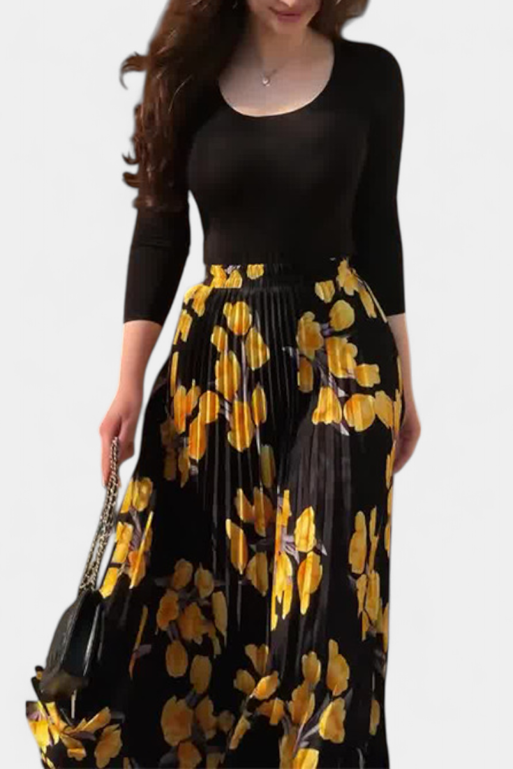 Samar Conjunto Estampado con Falda Plisada Floral y Top Negro