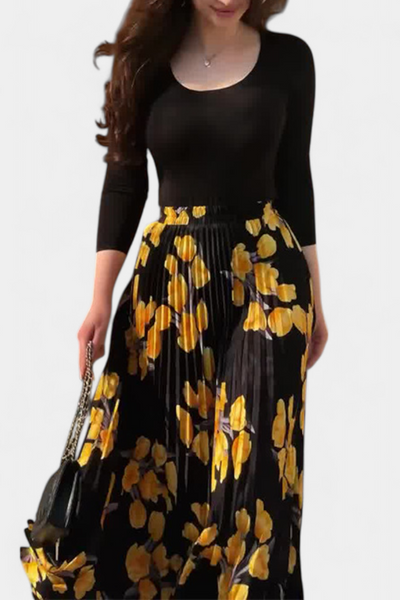 Samar Conjunto Estampado con Falda Plisada Floral y Top Negro